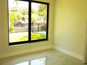 53 NW 68th St, Miami FL 33150