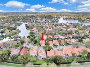 2632 Oak Park Cir, Davie FL 33328