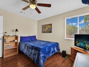 2632 Oak Park Cir, Davie FL 33328