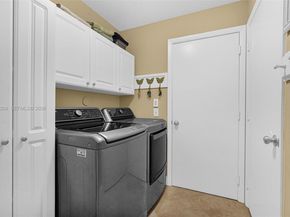 2632 Oak Park Cir, Davie FL 33328