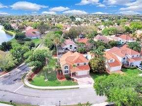 2632 Oak Park Cir, Davie FL 33328