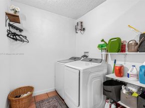 15502 SW 137th Pl, Miami FL 33177