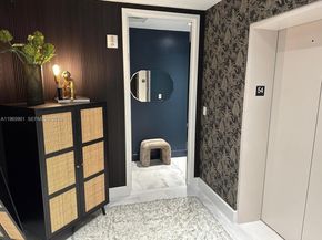 700 NE 26th Ter 5401, Miami FL 33137