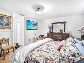 16834 NW 70th Ave, Hialeah FL 33015