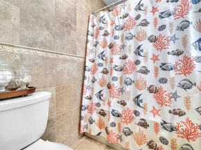 16834 NW 70th Ave, Hialeah FL 33015
