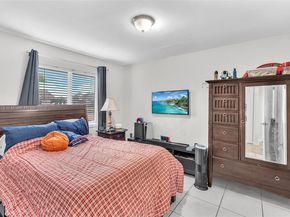 16834 NW 70th Ave, Hialeah FL 33015