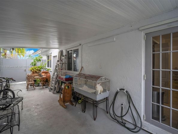 16834 NW 70th Ave, Hialeah FL 33015