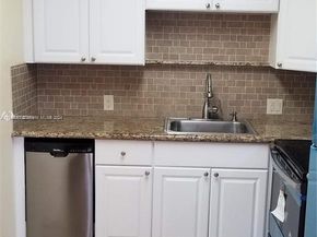 366 Fanshaw I 366, Boca Raton FL 33434