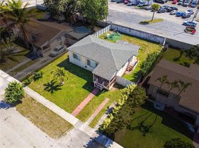 570 NE 169th St, North Miami Beach FL 33162