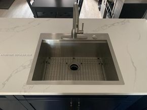 14900 SW 82nd Ter 14205, Miami FL 33193