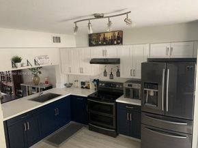 14900 SW 82nd Ter 14205, Miami FL 33193