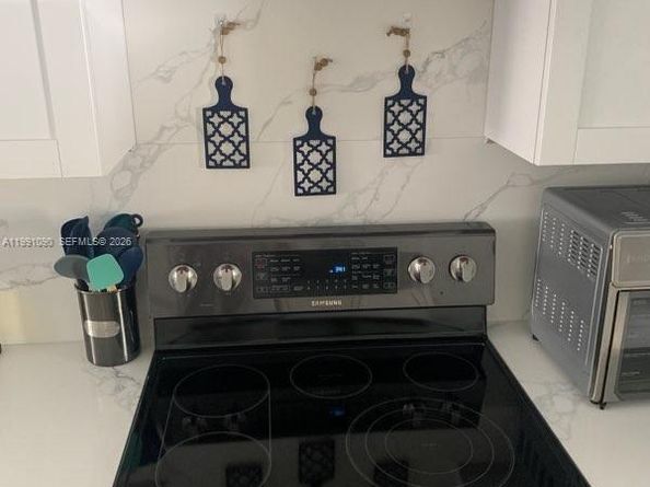 14900 SW 82nd Ter 14205, Miami FL 33193