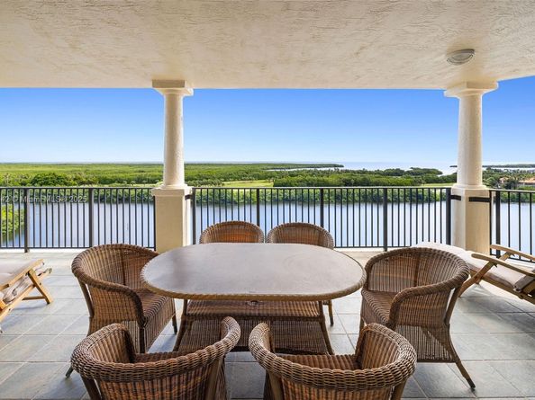 13627 Deering Bay Dr 1002, Coral Gables FL 33158