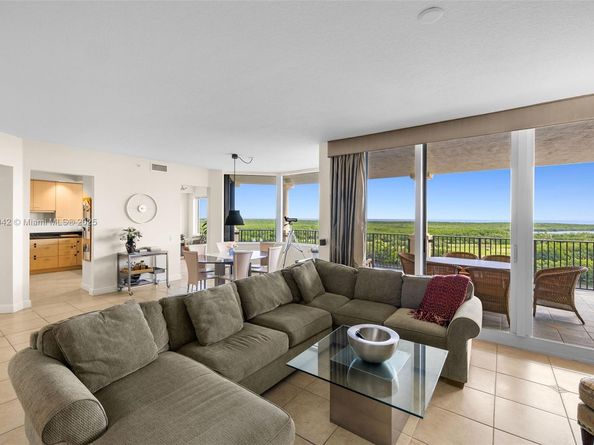 13627 Deering Bay Dr 1002, Coral Gables FL 33158