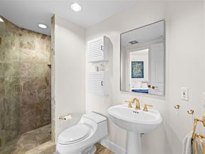 13627 Deering Bay Dr 1002, Coral Gables FL 33158