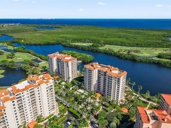 13627 Deering Bay Dr 1002, Coral Gables FL 33158