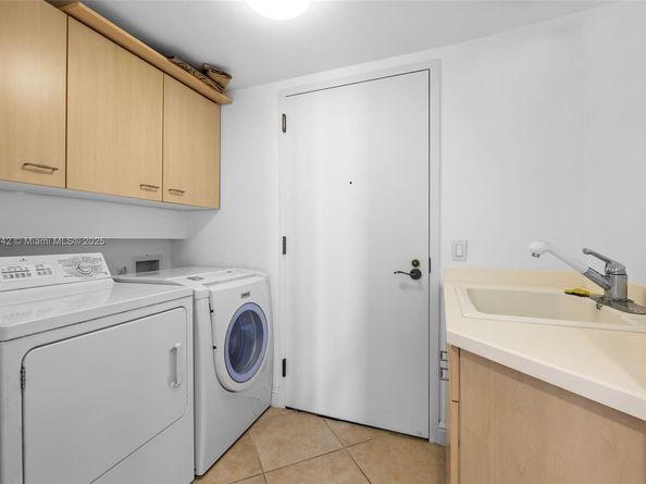 13627 Deering Bay Dr 1002, Coral Gables FL 33158