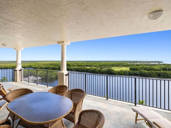 13627 Deering Bay Dr 1002, Coral Gables FL 33158