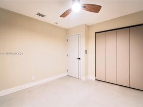 5561 NE 28th Ave, Fort Lauderdale FL 33308