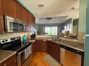 2801 Augusta Dr, Homestead FL 33035