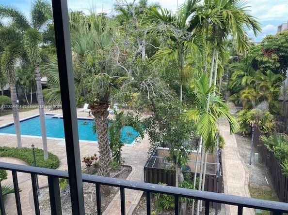 6900 N Kendall Dr A309, Pinecrest FL 33156