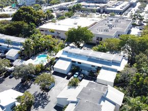 7890 SW 86th St 10, Miami FL 33143