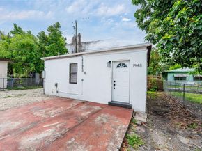 1946 NW 49th St, Miami FL 33142