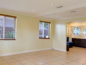 3057 NW 101st St, Miami FL 33147