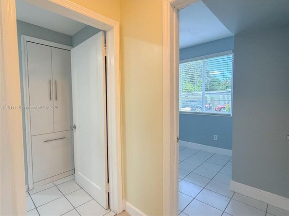 3057 NW 101st St, Miami FL 33147