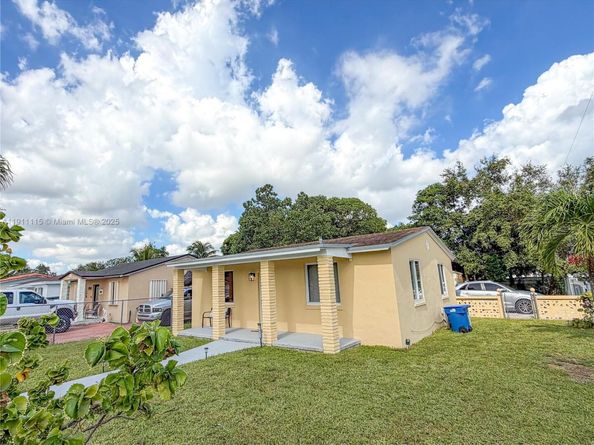 3057 NW 101st St, Miami FL 33147