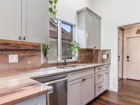 2865 Gettysburg Ln, West Palm Beach FL 33409