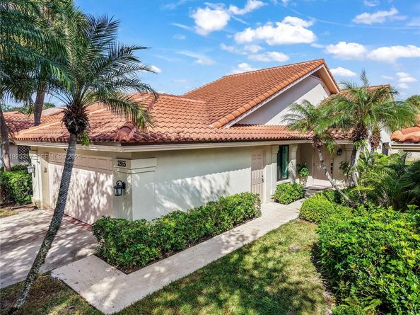 2865 Gettysburg Ln, West Palm Beach FL 33409