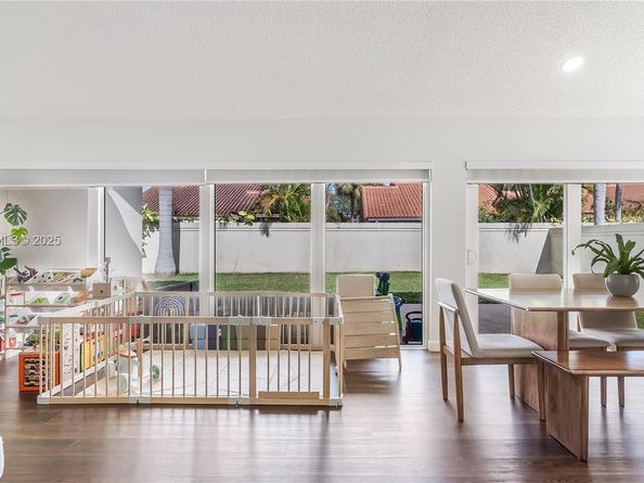 2865 Gettysburg Ln, West Palm Beach FL 33409