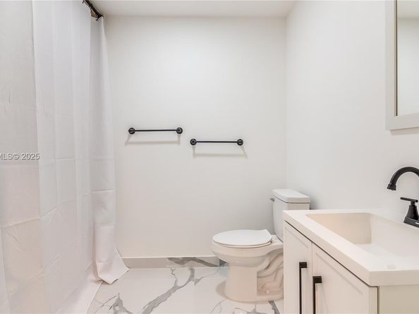 2865 Gettysburg Ln, West Palm Beach FL 33409