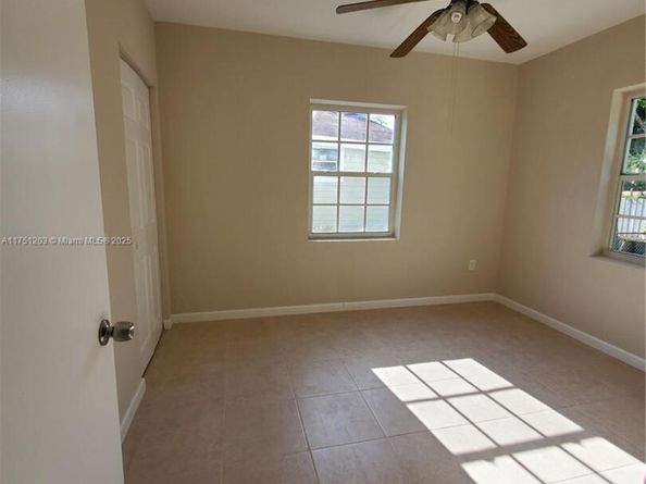 70 NW 33rd St, Miami FL 33127