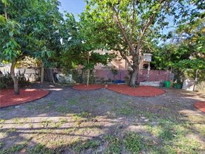 70 NW 33rd St, Miami FL 33127
