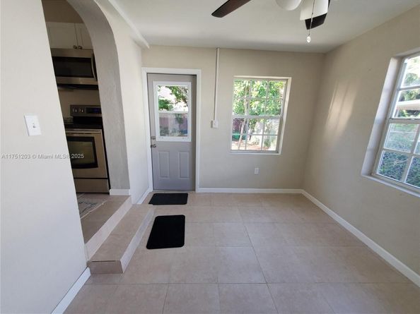 70 NW 33rd St, Miami FL 33127