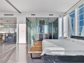 1040 Biscayne Blvd 3807, Miami FL 33132