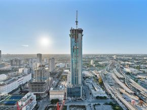 1040 Biscayne Blvd 3807, Miami FL 33132