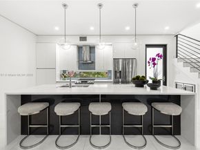 2679 NE 8th Ave, Wilton Manors FL 33334