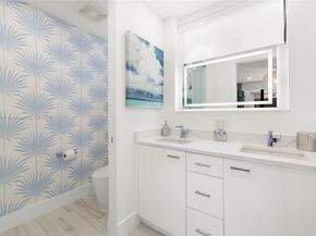 2679 NE 8th Ave, Wilton Manors FL 33334
