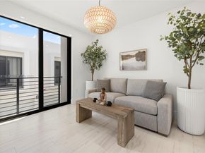 2679 NE 8th Ave, Wilton Manors FL 33334