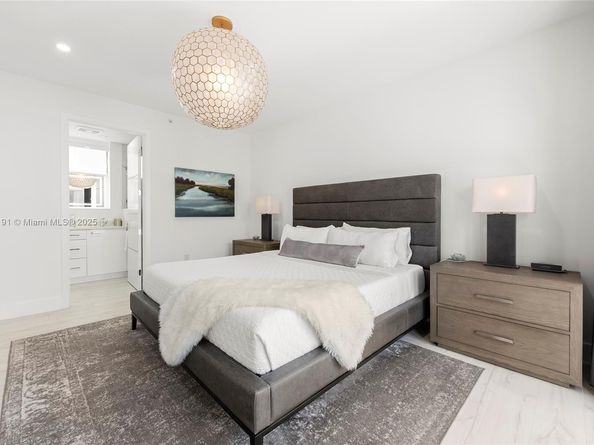 2679 NE 8th Ave, Wilton Manors FL 33334
