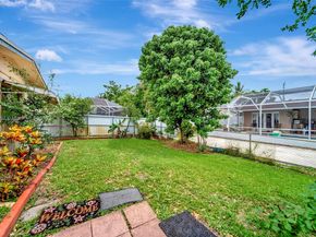 1741 NW 86th Ave, Pembroke Pines FL 33024