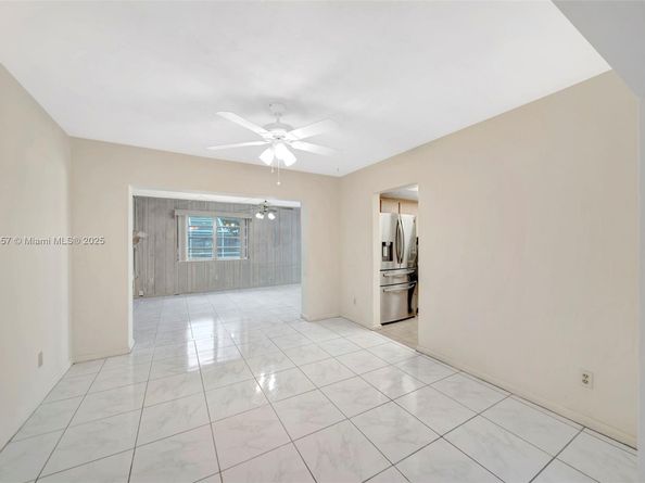 1741 NW 86th Ave, Pembroke Pines FL 33024