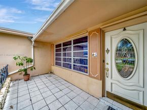 1741 NW 86th Ave, Pembroke Pines FL 33024