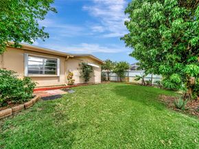 1741 NW 86th Ave, Pembroke Pines FL 33024