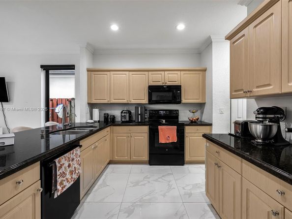 15987 SW 141st St, Miami FL 33196