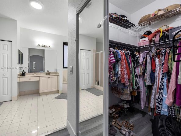15987 SW 141st St, Miami FL 33196