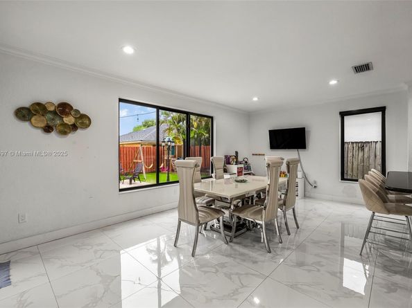 15987 SW 141st St, Miami FL 33196